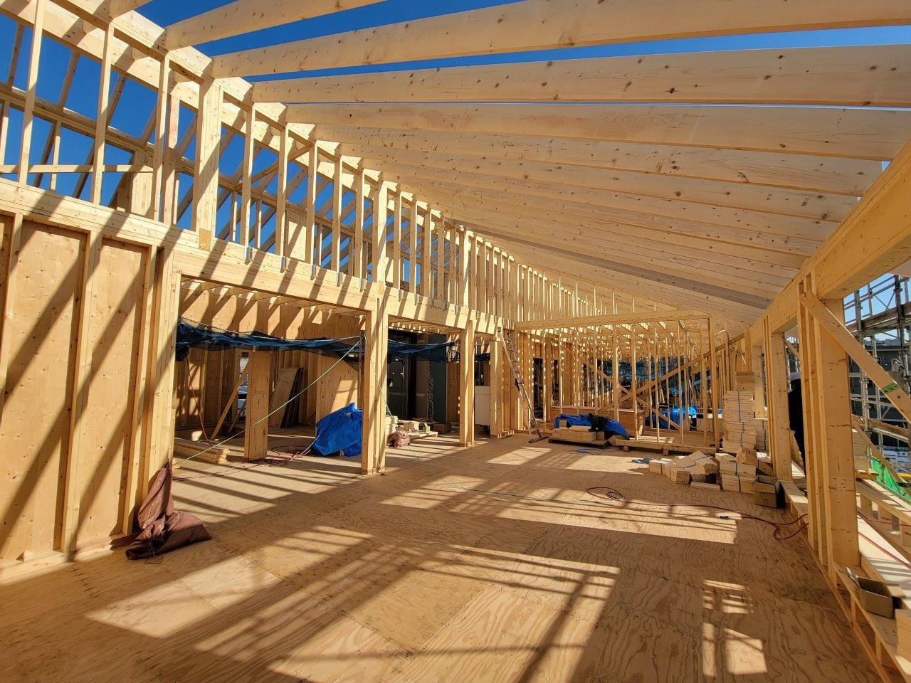 East meets West - Canada Wood Group
